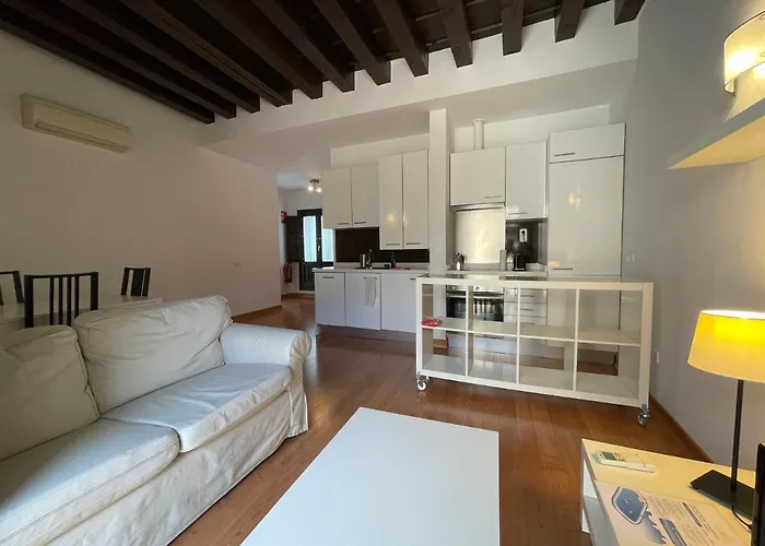 Apartament Palacio Santa Ursula *